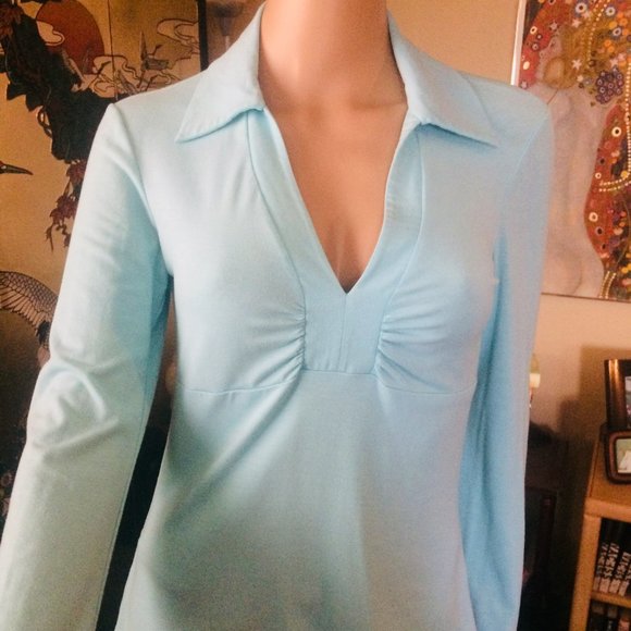 TRINA TURK Bell Sleeves Top, Size M - Picture 4 of 5